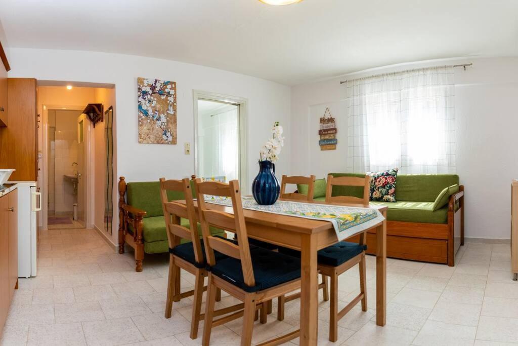 Central Little Home Kalambaka Extérieur photo